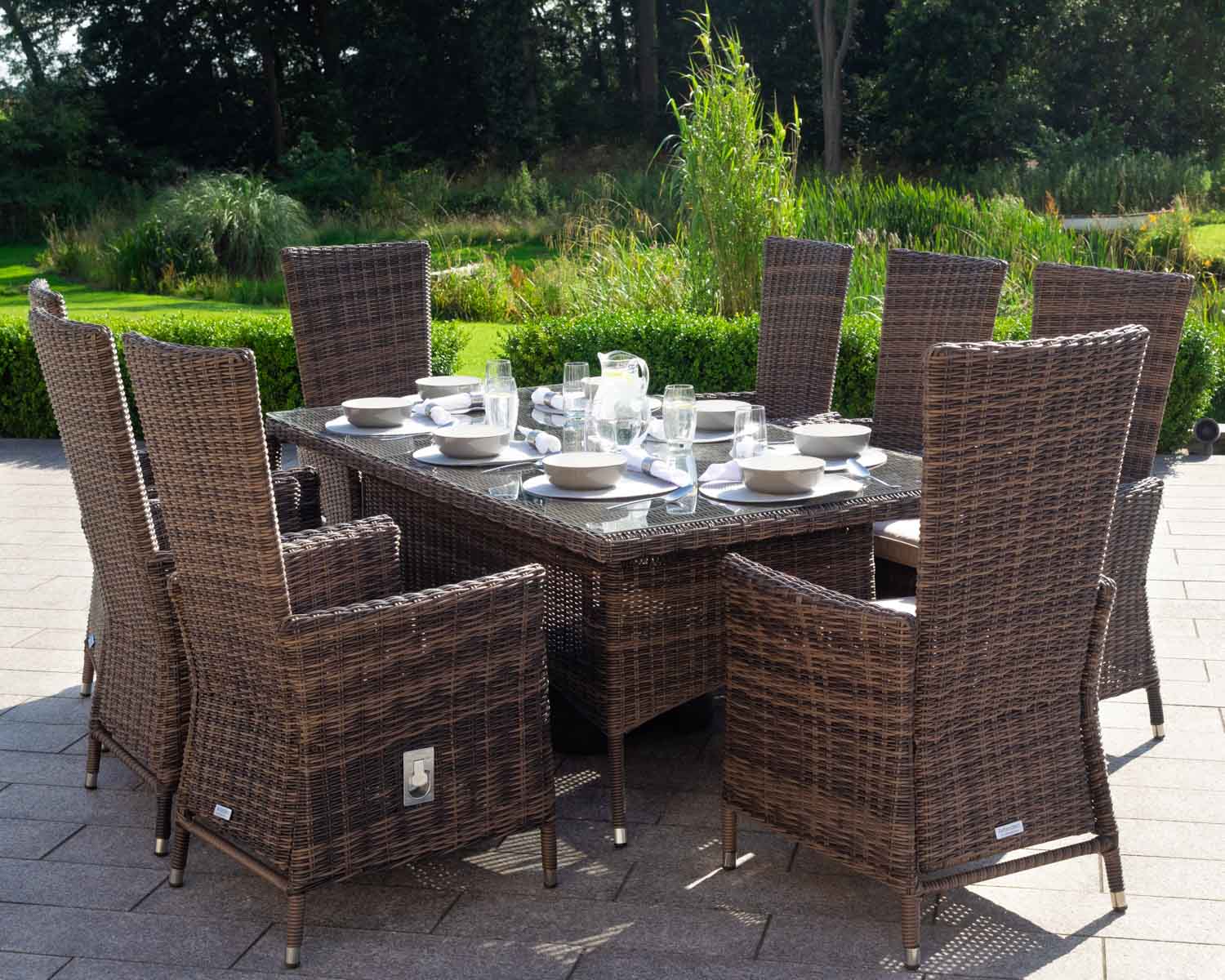 8 Seat Rattan Garden Dining Set With Rectangular Dining Table in