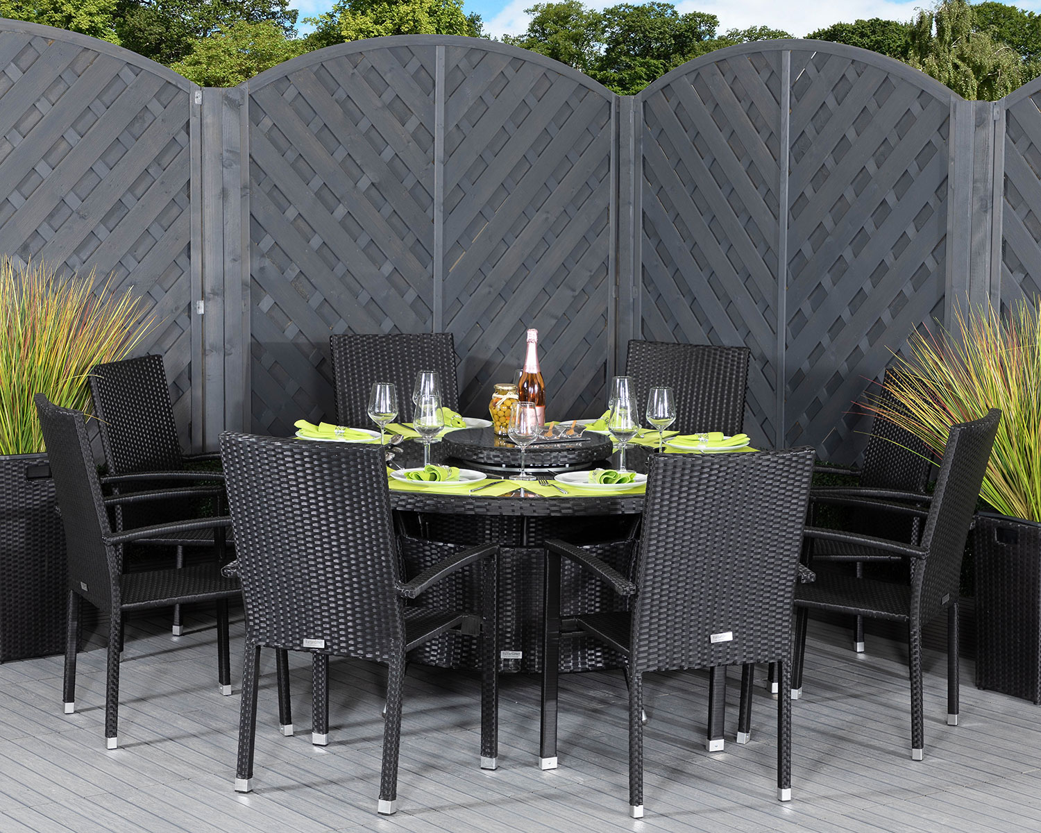 8 Seat Rattan Garden Dining Set With Large Round Dining Table in Black