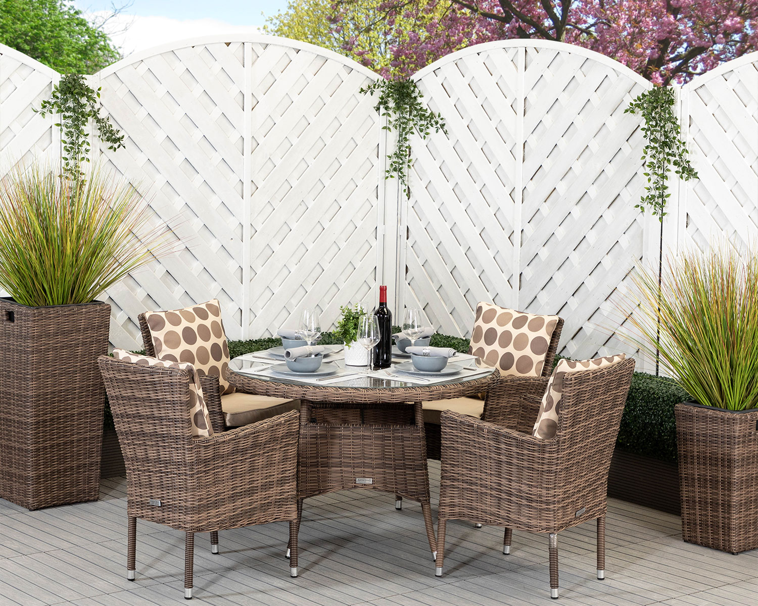 Small Round Rattan Garden Dining Table & 4 Stackable Chairs in Brown